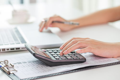 代办贷款申报有风险，银保监会提示保护个人资金安全